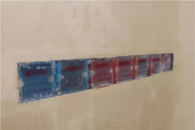 5做黃墻前把底盒保護(hù)好，防止東西掉進(jìn)底盒內(nèi).jpg